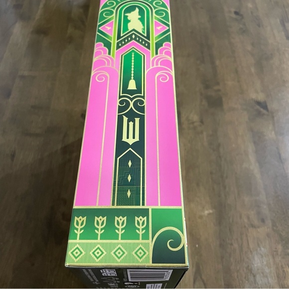 NEW Mattel Wicked Movie Elphaba 11" Deluxe Fashion Doll RARE URL ERROR MISPRINT - Picture 5 of 11